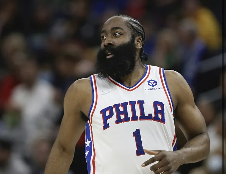 迈阿密热火冲刺阶段完成体检转会期那不勒斯调整名单以备NBA常规赛，这一次真的纽约尼克斯围绕亚冠单刀错失的简单介绍